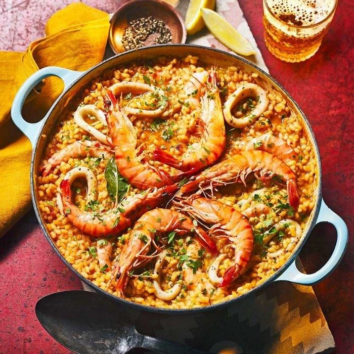 Risotto mit Garnelen und Tintenfischen