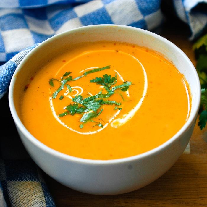 Thailändische Kürbissuppe