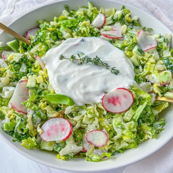 Bulgarianer Grünkohl Salat