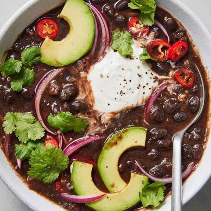 Schwarze Bohnensuppe